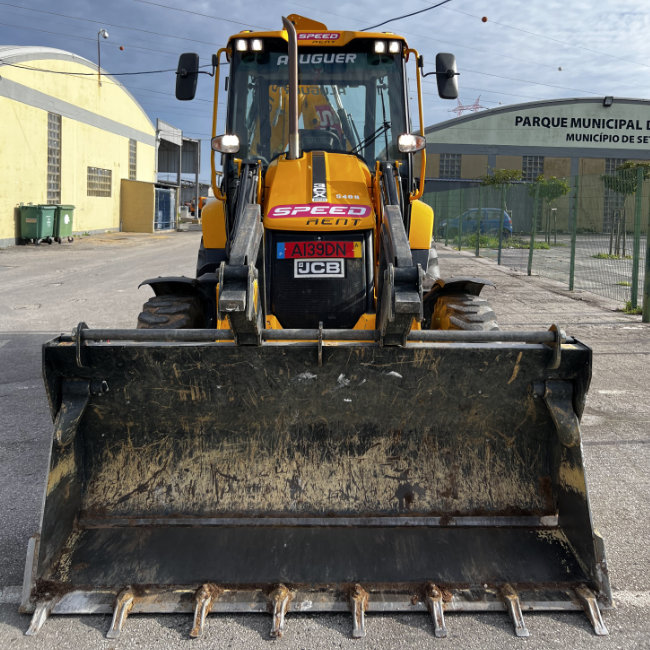 jcb-3cx-3