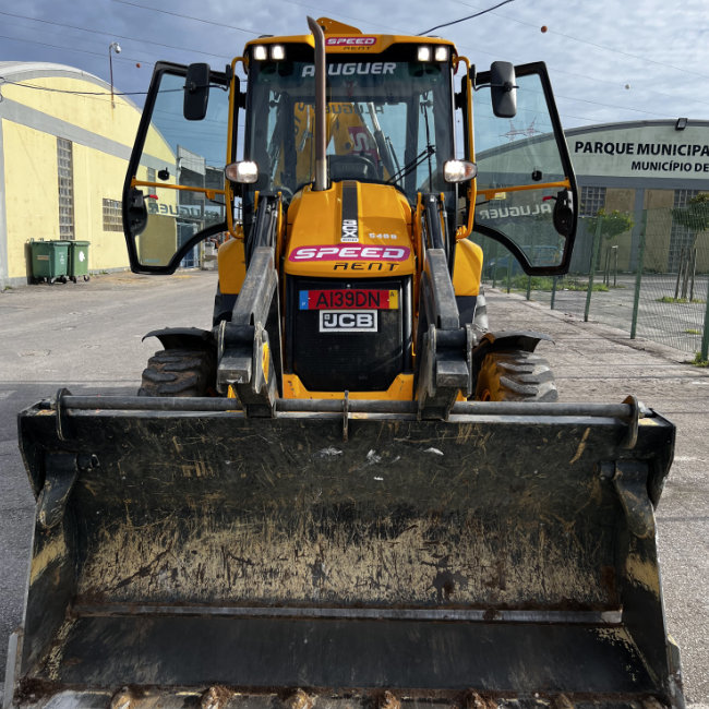 jcb-3cx-4